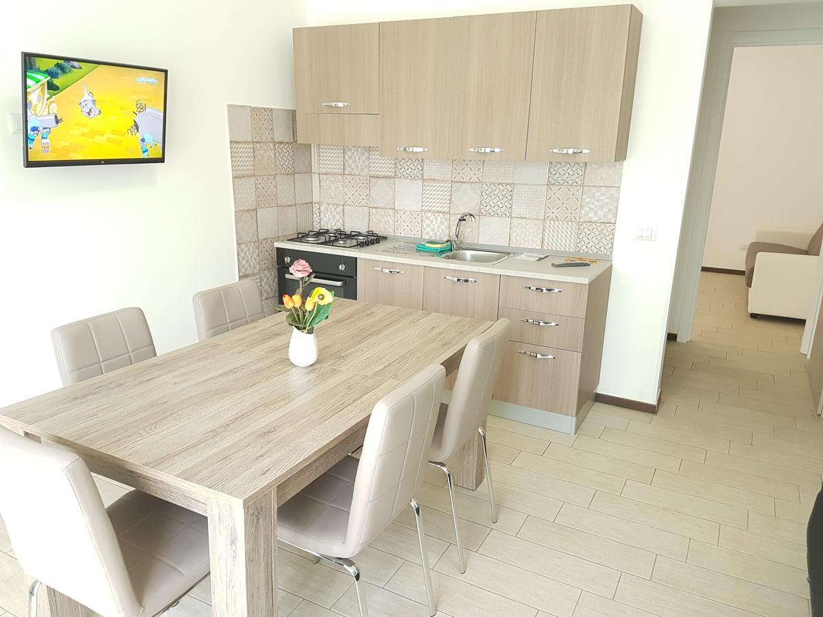 Case Vacanza Via Mozart Porto Cesareo Kültér fotó