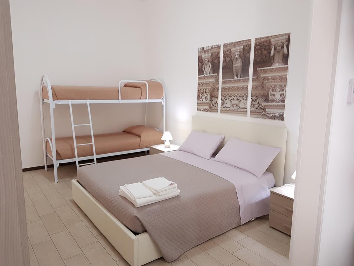 Case Vacanza Via Mozart Porto Cesareo Kültér fotó