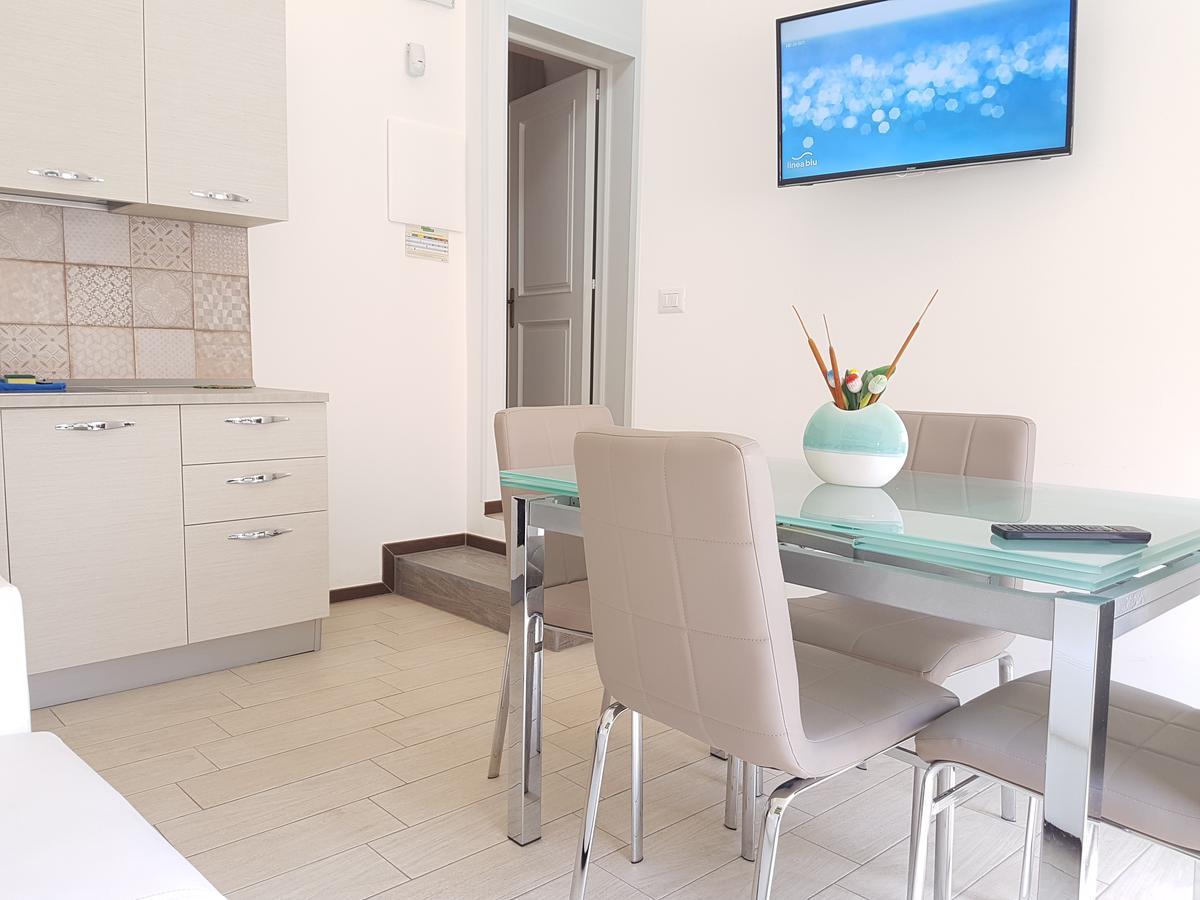 Case Vacanza Via Mozart Porto Cesareo Kültér fotó