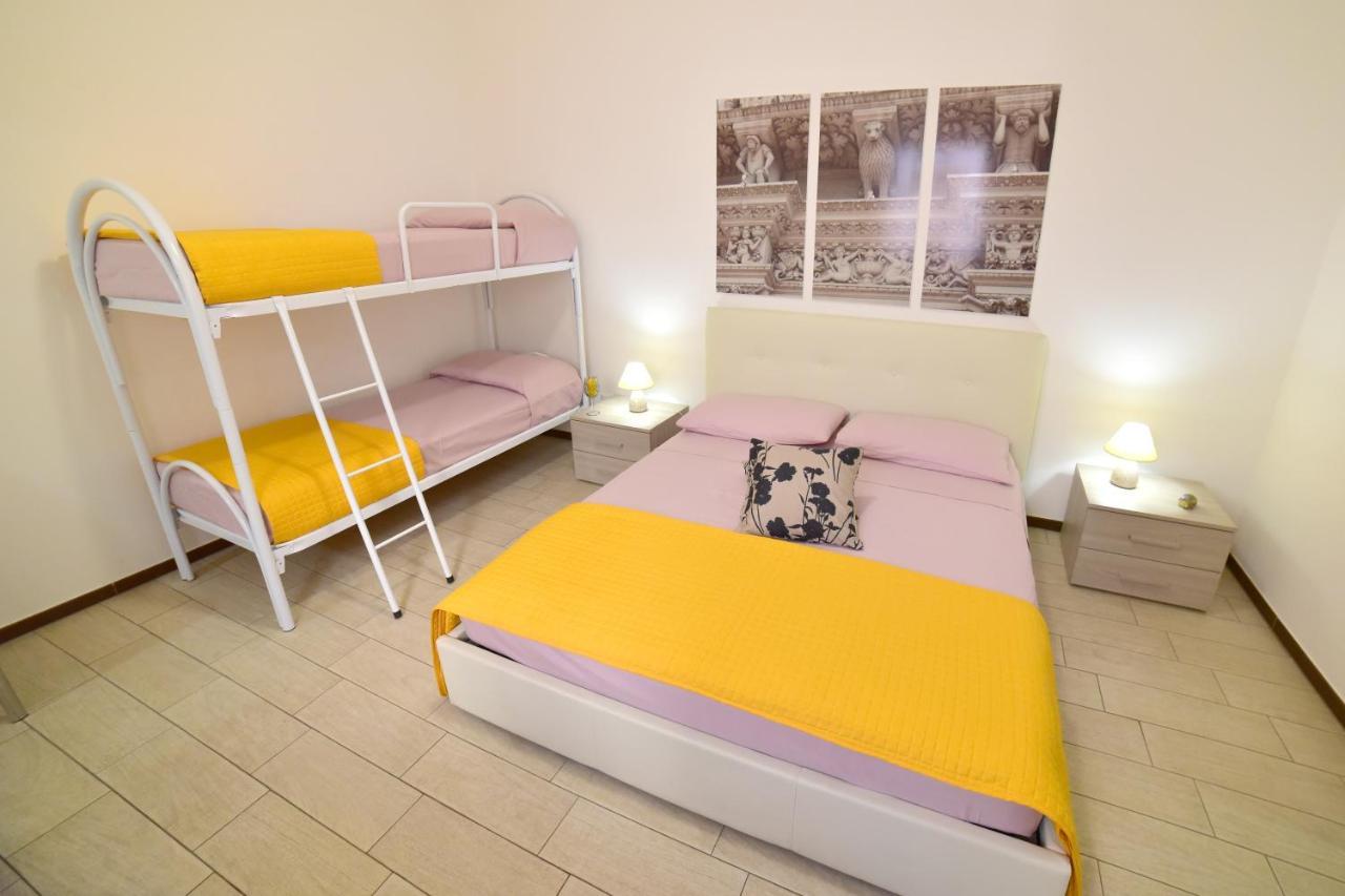 Case Vacanza Via Mozart Porto Cesareo Kültér fotó