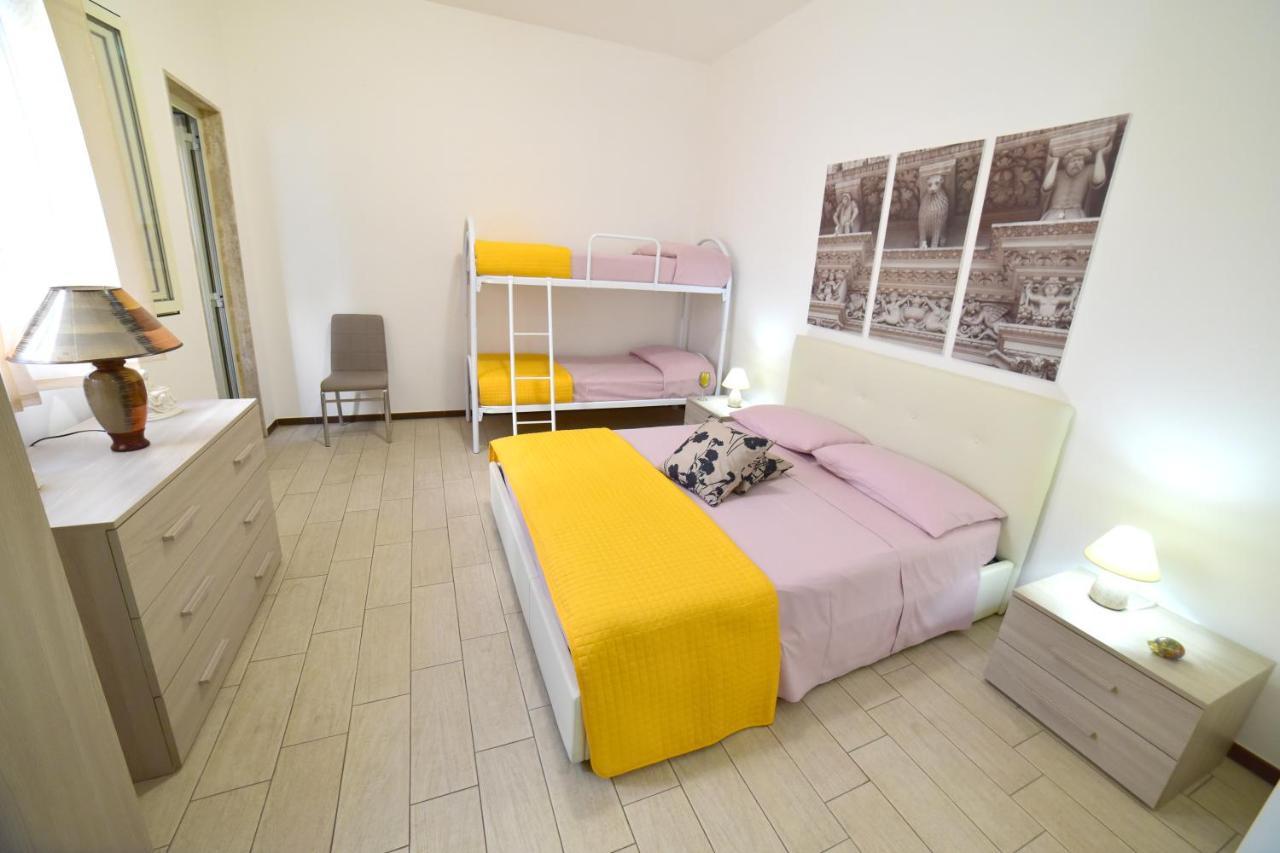 Case Vacanza Via Mozart Porto Cesareo Kültér fotó