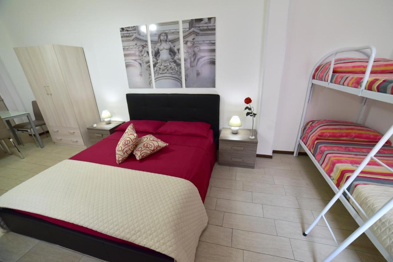 Case Vacanza Via Mozart Porto Cesareo Kültér fotó